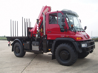 Alquiler de Camión Grúa (Truck crane) / Grúa Automática 8 tons con el Boom recogido y alcance de 14 mts, Capacidad de 30.000 lbs. en Liberia, Guanacaste, Costa Rica