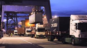 Crece el número de camiones que utilizan los preavisos del puerto de Bilbao  y la AP-8 - Cadena de Suministro